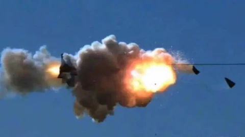 Hệ thống vũ khí hải quân có khả năng đánh chặn tên lửa chống hạm với chi phí 35.000đ. Thật hay điêu vậy?