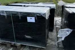 Một công ty gây chói mắt phi công, phải tháo bỏ gần 80 nghìn thiết bị này