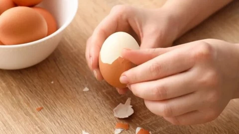 Blogger ăn 40 trứng mỗi ngày: Bạn nên ăn bao nhiêu để tốt cho sức khỏe?