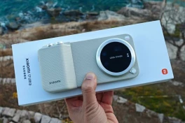 Ảnh thực tế trên tay Xiaomi 17 Ultra: "Máy ảnh biết nghe gọi" hứa hẹn định nghĩa lại khái niệm camera phone