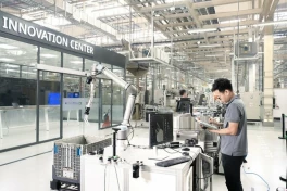 Một "ông lớn" công nghiệp Đức chọn Việt Nam làm nơi “luyện quân AI” tinh nhuệ