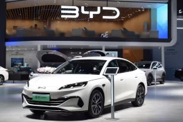 Nhật mất ngôi vương nắm giữ suốt 20 năm qua vào tay Trung Quốc