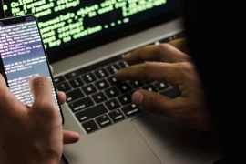 Điện thoại của bạn có thể bị hack chỉ trong vài giây nếu duy trì những thói quen này