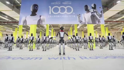 Công ty Trung Quốc xuất xưởng robot hình người thứ 1.000, mở ra kỷ nguyên thương mại hóa quy mô lớn