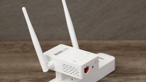 Firmware chưa được vá khiến TOTOLINK EX200 trở thành mục tiêu tấn công
