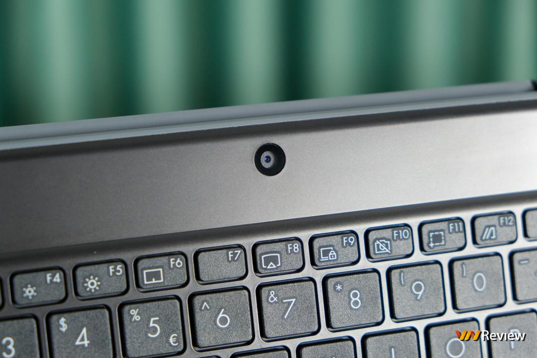 Đánh giá Asus BR1100F: Laptop 2-trong-1 siêu bền cho bạn trẻ học online