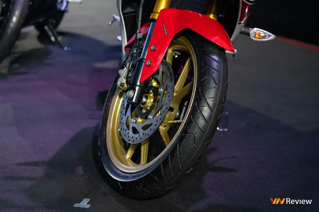 Yamaha R15 2023 ra mắt thị trường Việt Nam: 4 phiên bản giá từ 78 triệu đồng