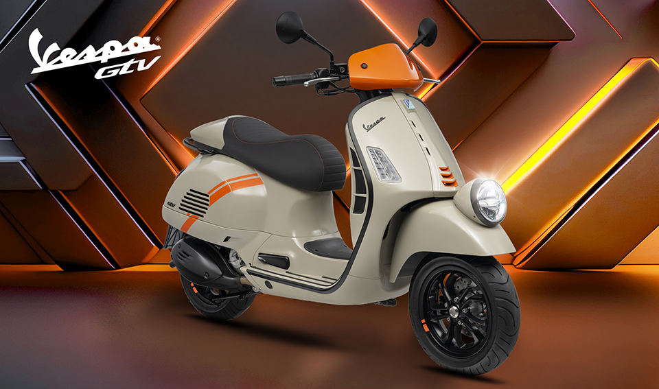 Piaggio tung ra Vespa GTV 2023 ở Việt Nam: diện mạo thể thao mới, giá 159 triệu đồng