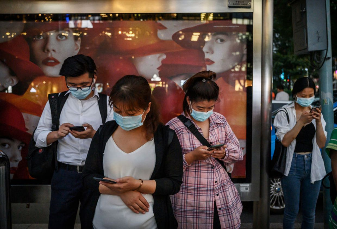Trung Quốc lại làm thế giới phải ngạc nhiên: tốc độ Internet như "tên lửa" cho nước Mỹ "hít khói"
