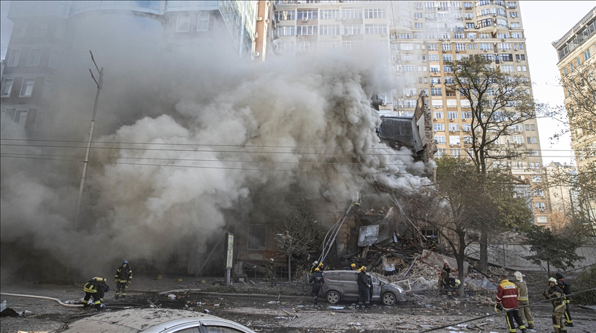 Nga dồn dập tấn công Kiev bằng UAV cảm tử