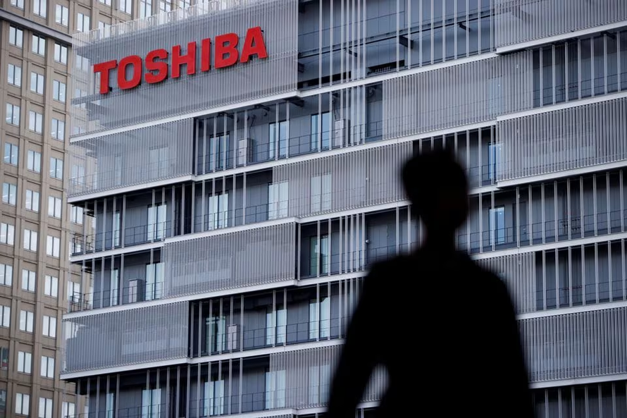 Toshiba chính thức bị hủy niêm yết sau 74 năm