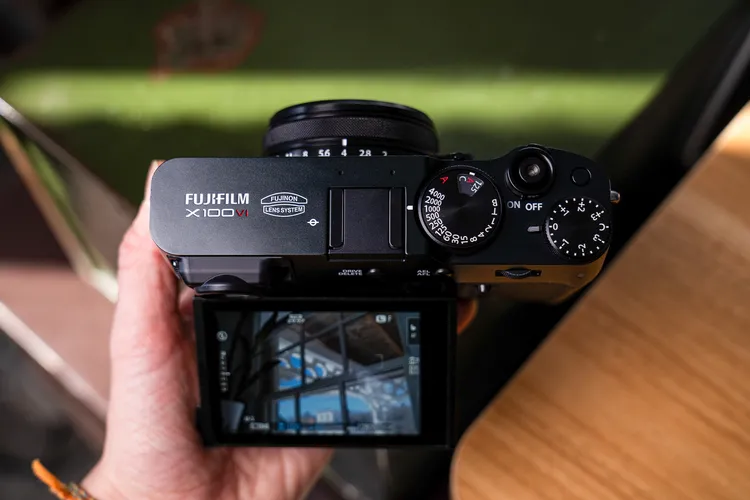 Fujifilm chính thức ra mắt máy ảnh X100VI: Cảm biến xịn hơn, đã có chống rung IBIS