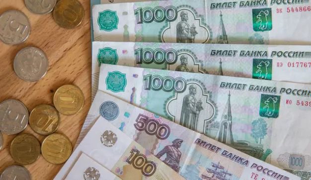 thumbnail - Putin có thể cũng không nghĩ đến! Tỷ giá đồng rúp cao ngất ngưởng dù bị trừng phạt