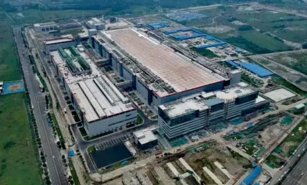 Nhà máy sản xuất chip của Samsung và Micron ở Trung Quốc bị ảnh hưởng bởi lệnh phong tỏa