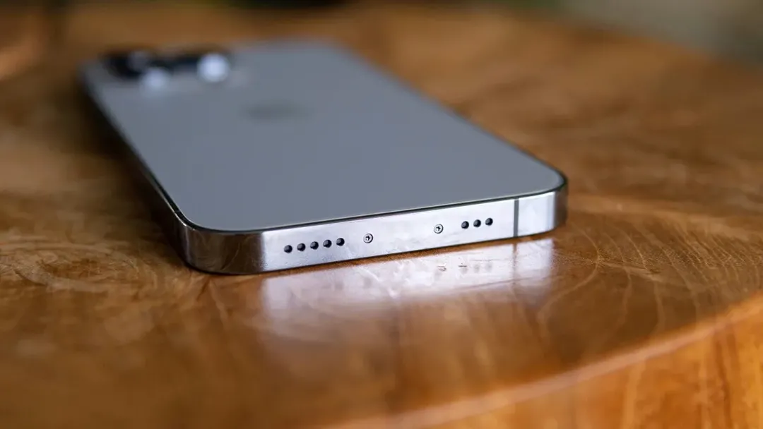 iPhone 14 Pro vẫn sẽ dùng cổng Lightning vì lí do này