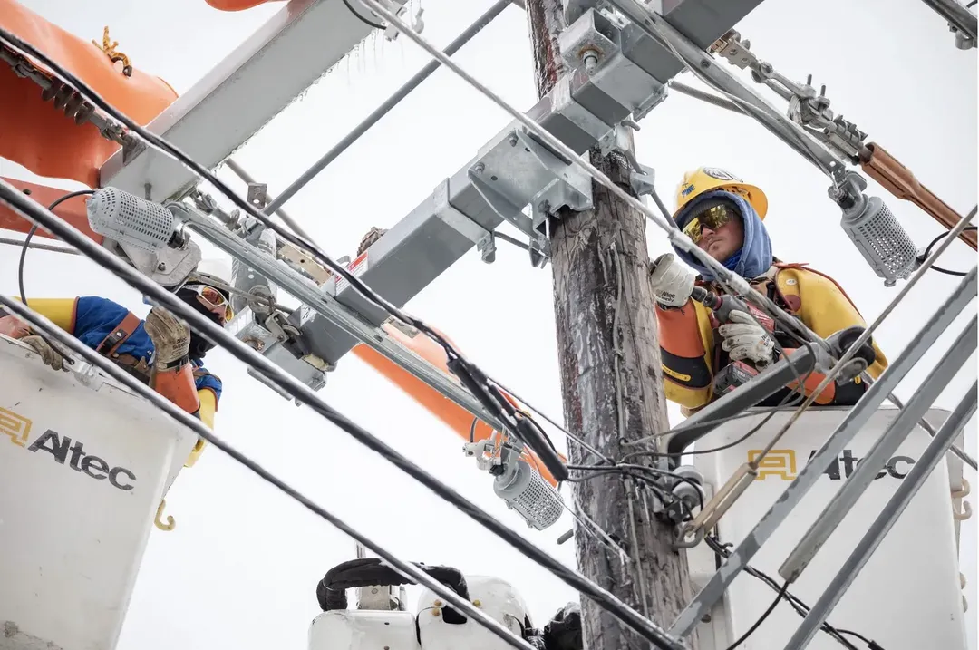 Tình trạng tồi tệ của mạng lưới điện bang Texas
