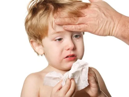 Dấu hiệu nhận biết 12 bệnh giao mùa thu đông thường gặp ở trẻ (Phần 1)