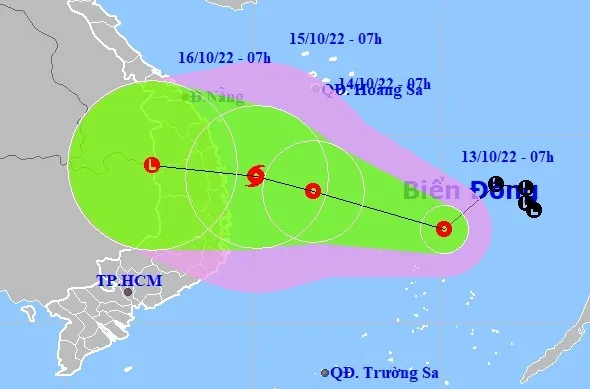 Áp thấp nhiệt đới khả năng mạnh lên thành bão vào ngày 15/10, hướng thẳng tới khu vực Quảng Trị - Phú Yên