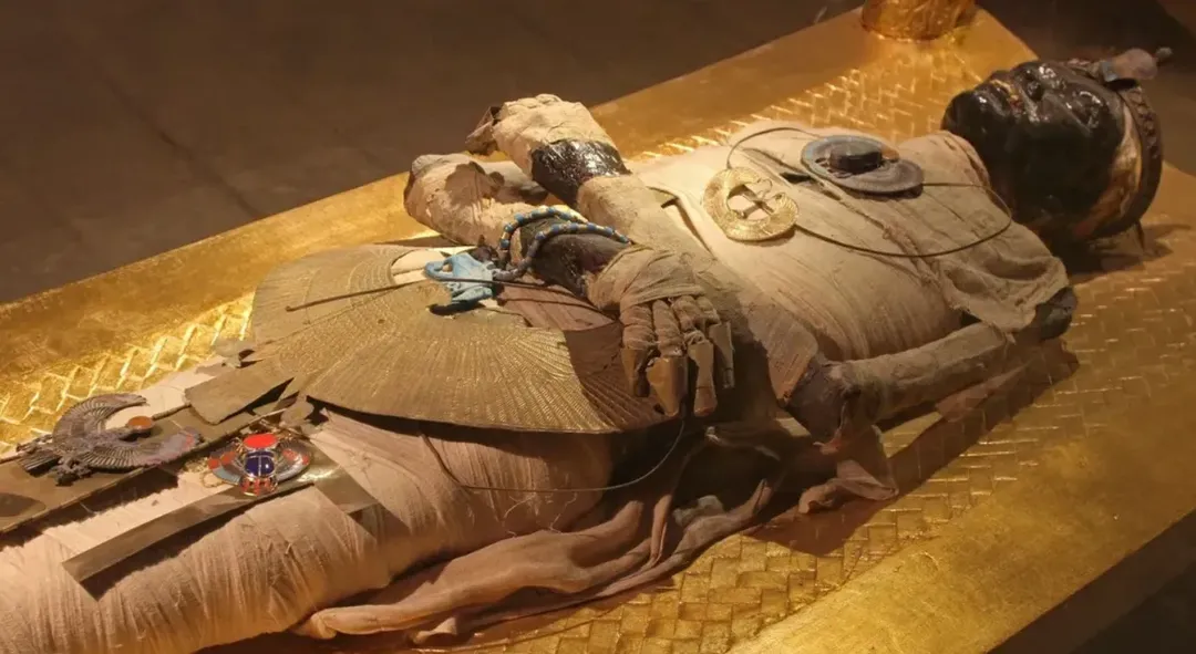 Phát hiện thêm hơn 100 xác ướp gần lăng mộ của vua Tutankhamun