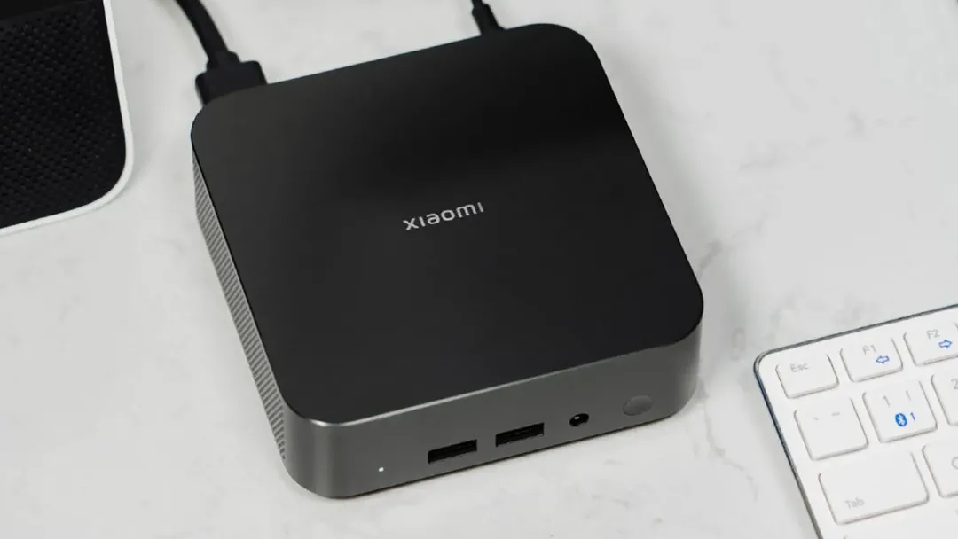 Xiaomi Mini PC ra mắt: ngoại hình cực nhỏ gọn, chạy chip Intel Gen 12, giá từ 9,5 triệu đồng