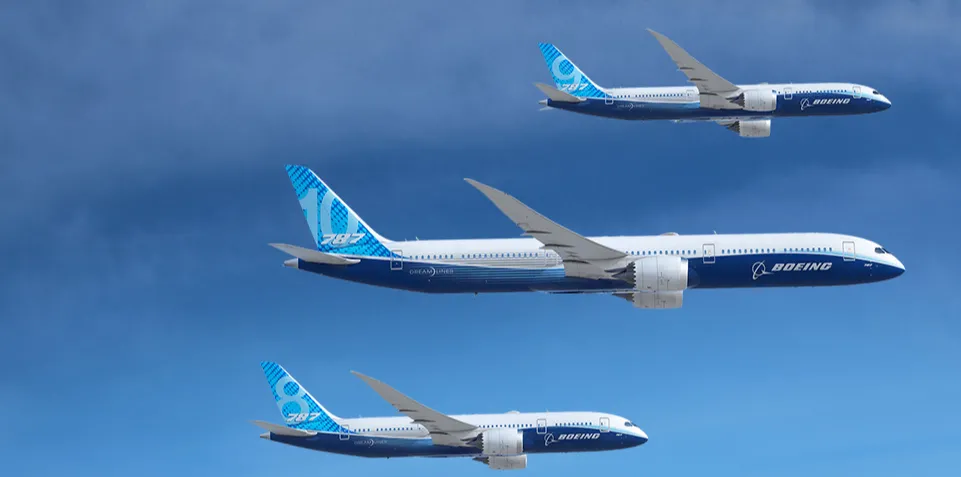 Máy bay Boeing 787 Dreamliner có lỗi mới, giao hàng chậm 