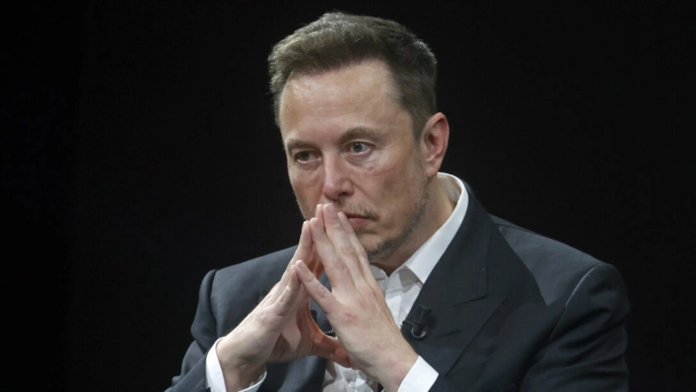 Musk cảnh báo cản trở lớn đối với sự phát triển của AI trong hai năm tới