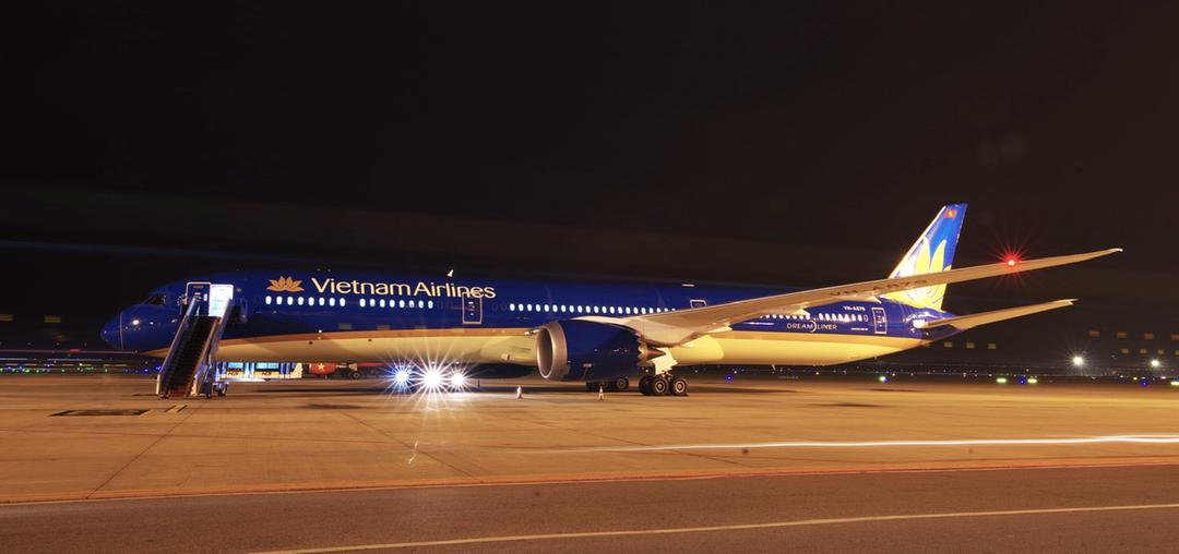 Tăng cường bay đêm với hơn 2.000 chuyến bay, Vietnam Airlines hạ nhiệt giá vé máy bay dịp nghỉ lễ 30/4 - 01/05