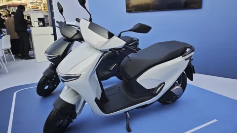 Honda Việt Nam lần đầu công bố giá mua đứt xe máy điện Honda CUV e: