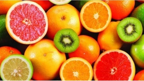 Không nên uống sữa cùng lúc với 7 loại thực phẩm sau