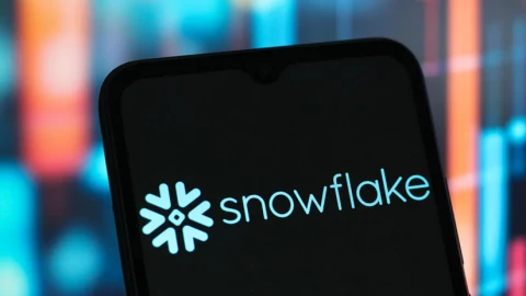 Snowflake chi 1 tỷ đô la mua Observe: Giám sát dữ liệu AI hiệu quả hơn 10 lần