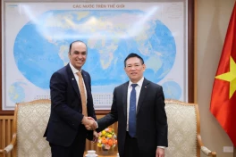 Tổng Giám Đốc Tập đoàn hàng đầu thế giới gặp gỡ Phó Thủ tướng Chính phủ, cam kết hỗ trợ Việt Nam trở thành trung tâm tài chính quốc tế