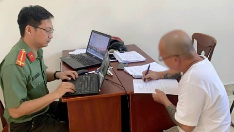 Cảnh báo: Không chia sẻ, bình luận trên các kênh phản động của Lê Trung Khoa