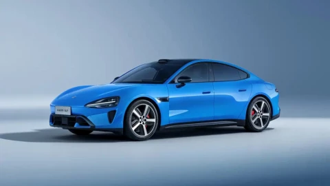 Xiaomi SU7 2026 sắp trình làng: Xiaomi giải thích lý do công bố sớm và khẳng định vẫn giữ nút vật lý