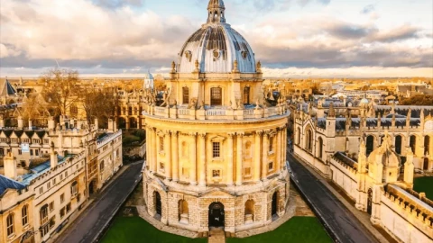 Đại học Oxford đưa ra xếp hạng các ngành học hot nhất, thứ tự có sự thay đổi lớn bởi trí tuệ nhân tạo