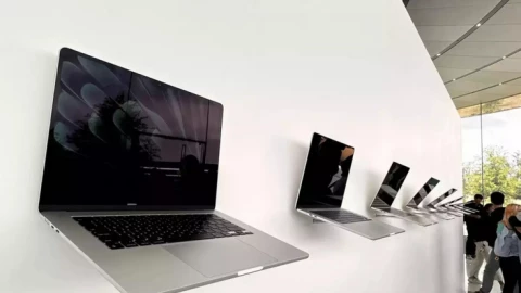 Vì sao điện thoại, laptop năm nay sẽ đắt hơn nhiều năm ngoái?