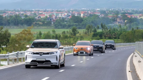 VinFast ra mắt gói dịch vụ VF Connect mang đến nhiều tính năng mới cho xe điện