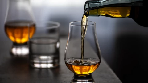 4 quy tắc nên biết khi thưởng thức rượu Whiskey