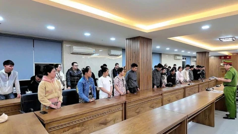 Triệt phá đường dây 'nuôi' tài khoản ngân hàng cho ổ nhóm lừa đảo ở Campuchia