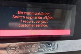 Máy rửa bát Bosch báo lỗi "No communication..." (mất giao tiếp) là lỗi gì?