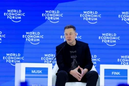 Elon Musk "chém gió" tại WEF 2026: Trí tuệ nhân tạo sẽ vượt qua trí tuệ con người ngay cuối năm nay
