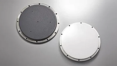 Ông trùm bồn cầu Nhật bất ngờ trở thành người hưởng lợi lớn trong cơn sốt chip AI