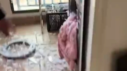 Giặt áo khoác lông vũ theo cách này có thể làm nổ máy giặt