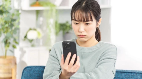 Ứng dụng AI trong nhắn tin nội bộ: Tăng năng suất, chặn rò rỉ thông tin