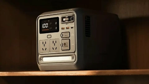 Trạm sạc DJI Power 1000 Mini ra mắt: Nhỏ gọn hơn, sạc nhanh hơn, giá hấp dẫn