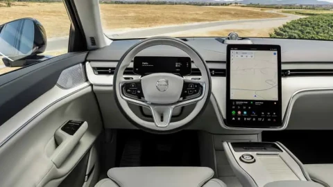 Sau nhiều chỉ trích, Volvo tự tin phần mềm xe 2026 sẽ mượt mà hơn