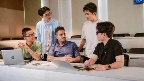 Lãnh đạo Vingroup: Đào tạo 2 vạn nhân tài AI là đầu tư cho năng lực cạnh tranh dài hạn của Việt Nam