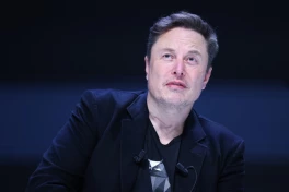 Musk gay gắt gọi Bộ trưởng Tài chính Ba Lan là "kẻ ngu ngốc chảy nước dãi"