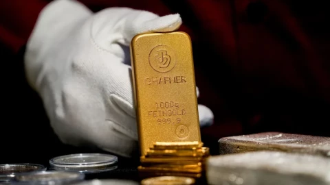 Vượt 5.500 USD rồi quay đầu: Giá vàng bước vào giai đoạn nguy hiểm?