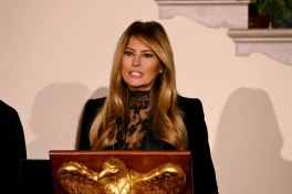 Phim tài liệu về vợ ông Trump gặp vấn đề khiến doanh số thất bại thảm hại