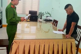 Thanh niên bị bắt vì trộm xe của chính mình, hình phạt ra sao ?